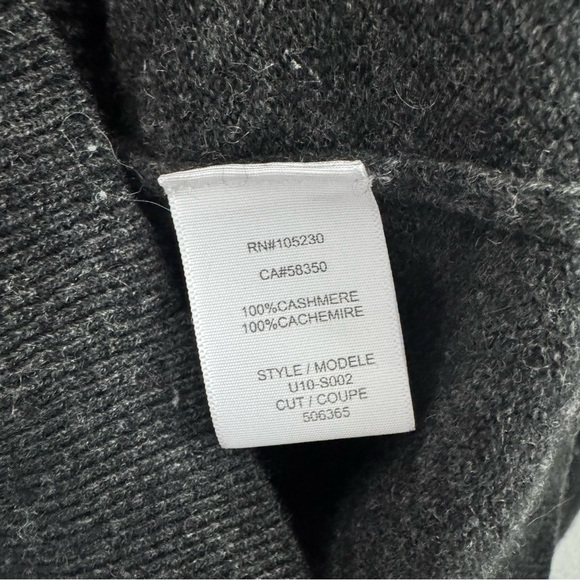 Equipment 100% Cashmere Gray Deep Crew Neck Sweater Relaxed Fit. Size S - Picture 9 of 16